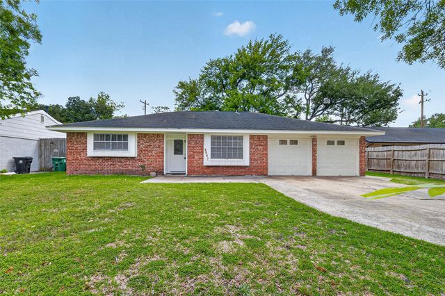 9667 Meadowvale Drive, Houston, TX 77063
