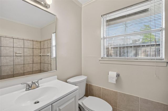 9667 Meadowvale Drive, Houston, TX 77063