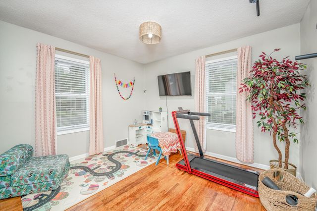 909 N Derby, Derby, KS 67037