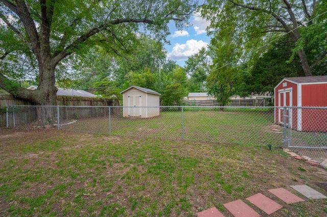 909 N Derby, Derby, KS 67037