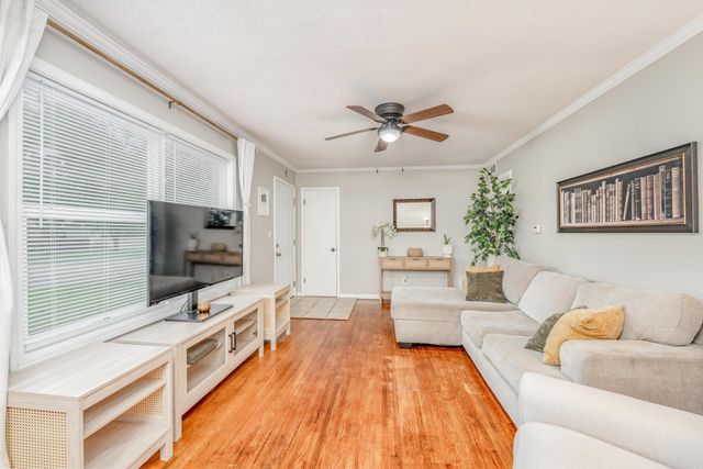 909 N Derby, Derby, KS 67037