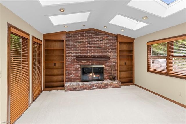 900 Brintonial Way, Winston-salem, NC 27104