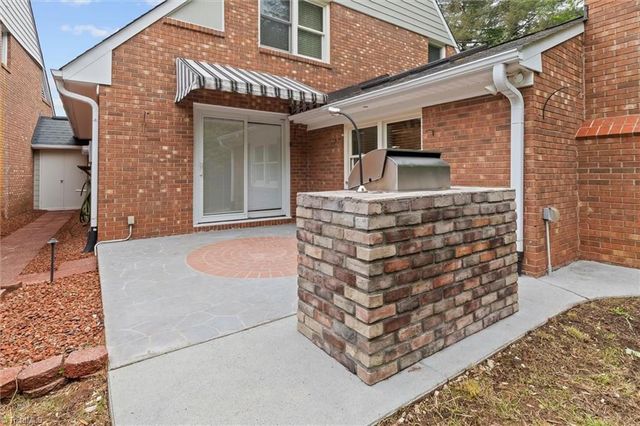 900 Brintonial Way, Winston-salem, NC 27104