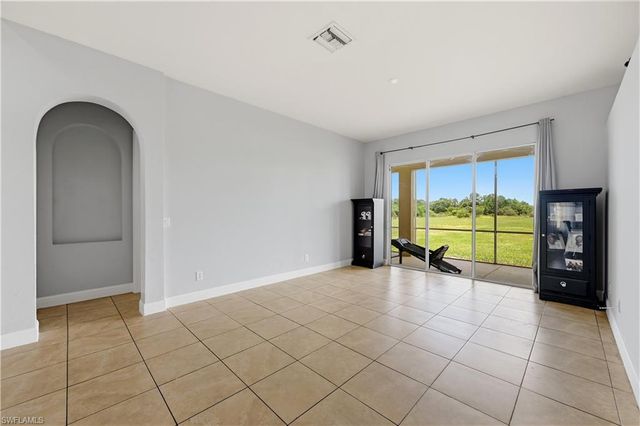 2930 35th AVE NE, Naples, FL 34120