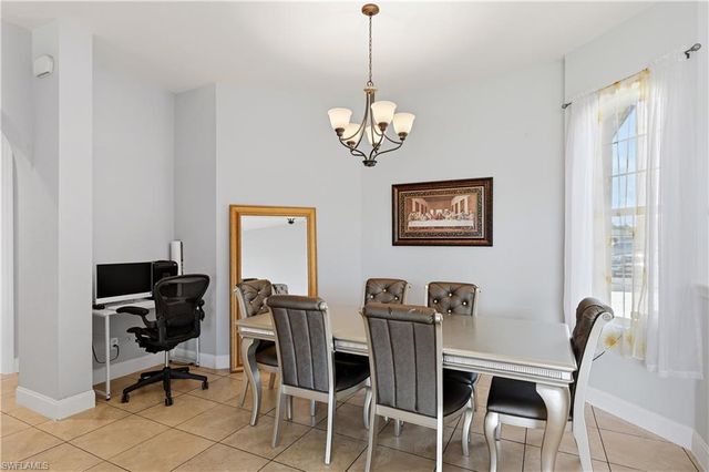 2930 35th AVE NE, Naples, FL 34120