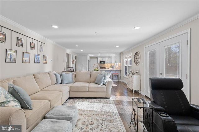 15401 SILVAN GLEN DR, Dumfries, VA 22025