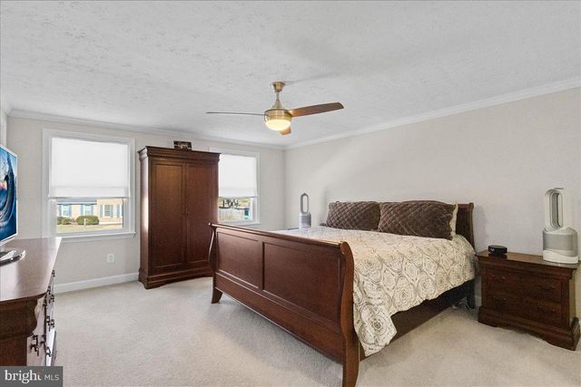 15401 SILVAN GLEN DR, Dumfries, VA 22025