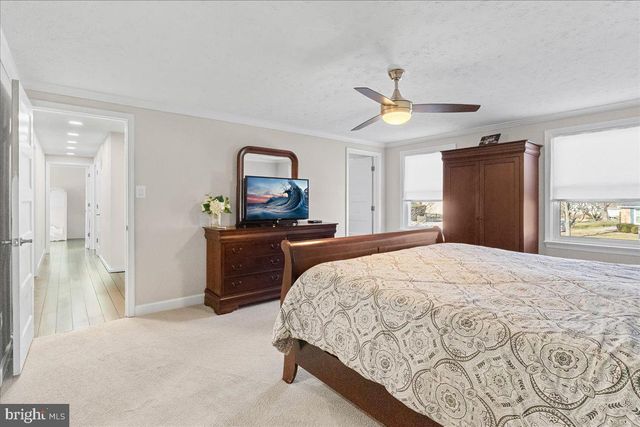 15401 SILVAN GLEN DR, Dumfries, VA 22025