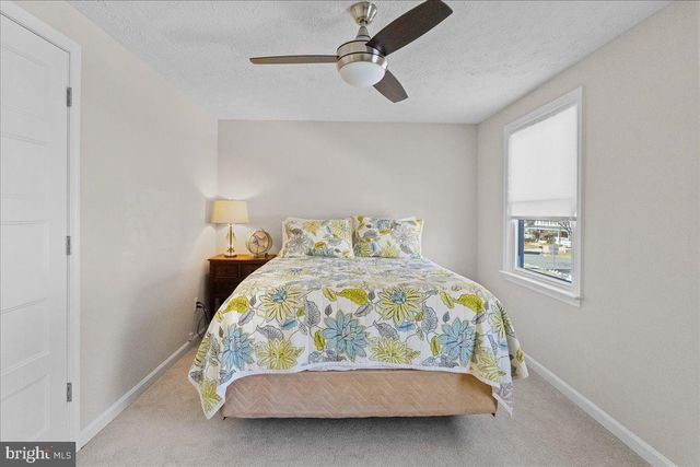 15401 SILVAN GLEN DR, Dumfries, VA 22025