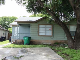 519 Lenora DR A, Taylor, TX 76574