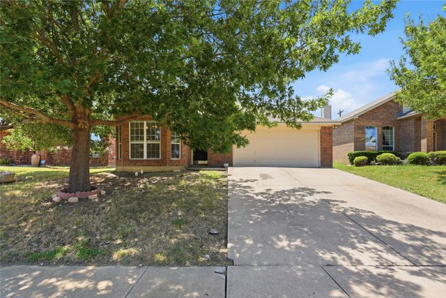 13021 Evergreen Drive, Fort Worth, TX 76244