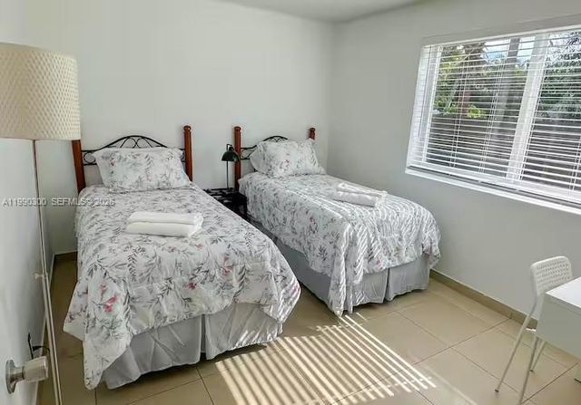 650 NE 15TH ST, Fort Lauderdale, FL 33304