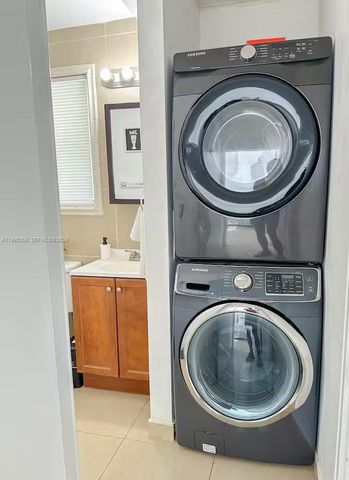 650 NE 15TH ST, Fort Lauderdale, FL 33304