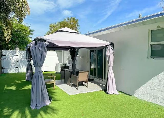 650 NE 15TH ST, Fort Lauderdale, FL 33304