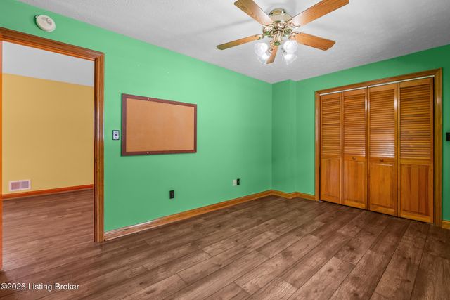 4814 S 4th St, Louisville, KY 40214