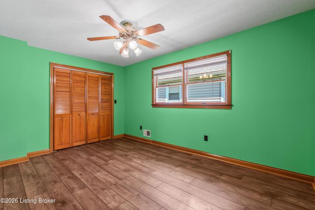 4814 S 4th St, Louisville, KY 40214
