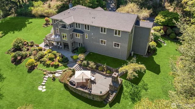 13364 Bridgestone Court NE, Bainbridge Island, WA 98110