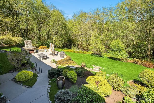 13364 Bridgestone Court NE, Bainbridge Island, WA 98110