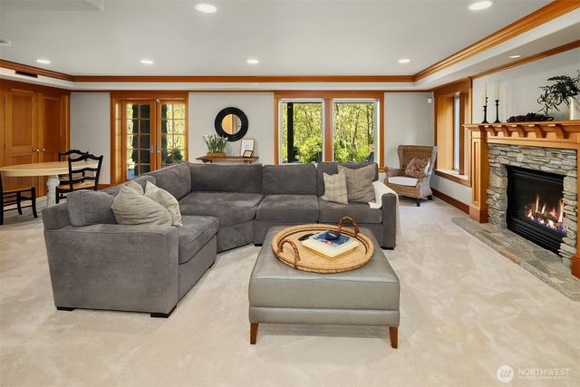 13364 Bridgestone Court NE, Bainbridge Island, WA 98110