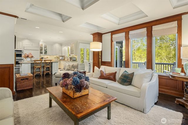 13364 Bridgestone Court NE, Bainbridge Island, WA 98110