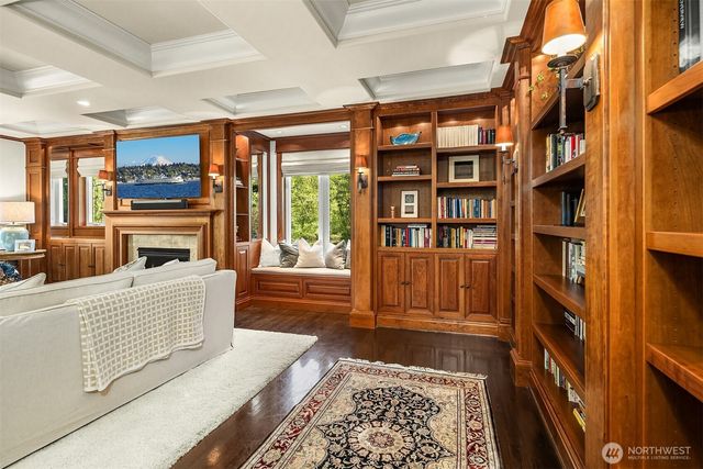 13364 Bridgestone Court NE, Bainbridge Island, WA 98110