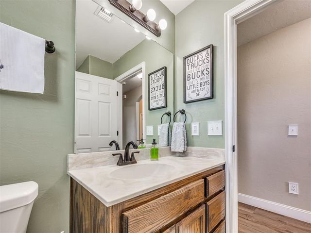 1917 Pelham Circle, Norman, OK 73071