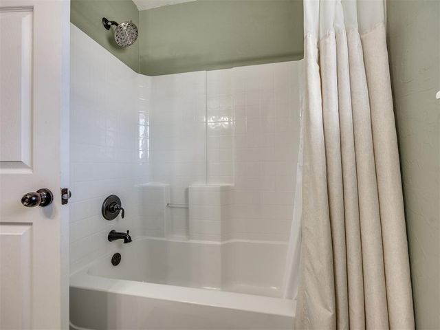 1917 Pelham Circle, Norman, OK 73071