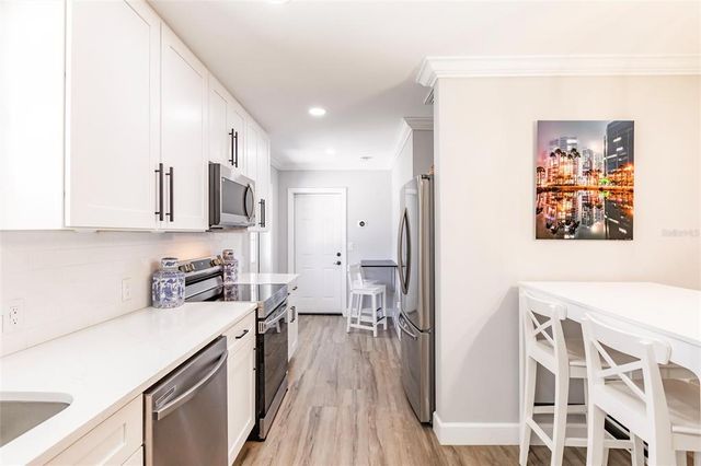 6009 LORDS AVENUE, Sarasota, FL 34231
