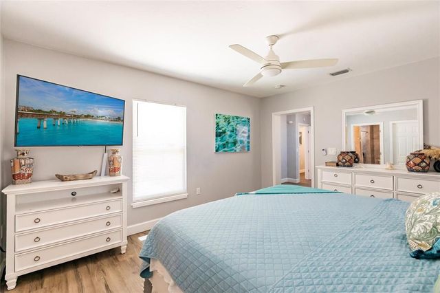 6009 LORDS AVENUE, Sarasota, FL 34231