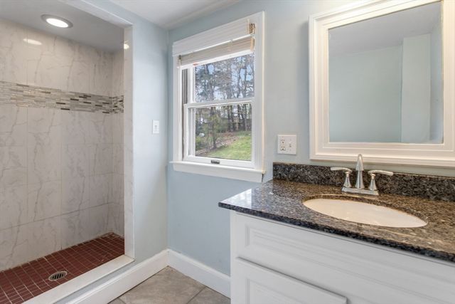 856 Main Street, Reading, MA 01867