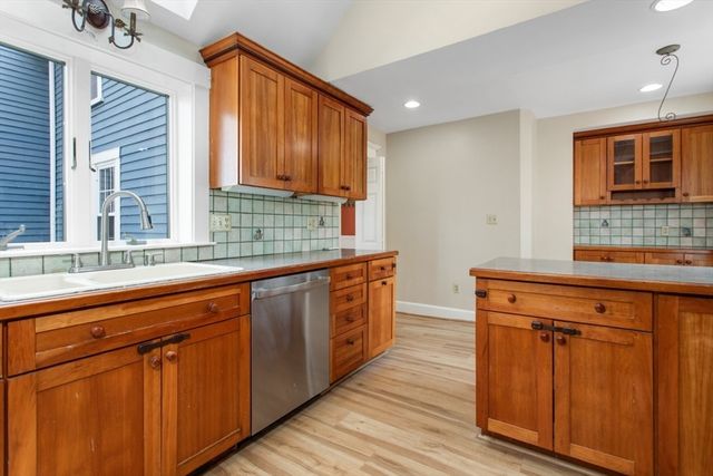 856 Main Street, Reading, MA 01867