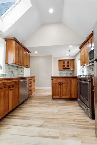 856 Main Street, Reading, MA 01867