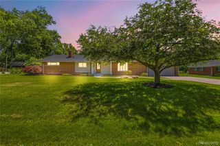 28264 Bayberry Road, Farmington Hills, MI 48331