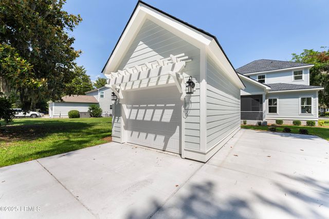 123 Wrights Point Drive, Beaufort, SC 29902