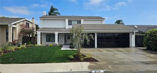 8711 Larkport Drive, Huntington Beach, CA 92646