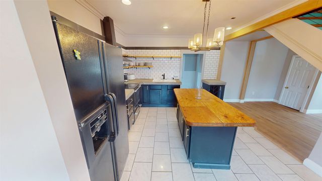 2922 Piedmont Road, Huntington, WV 25704