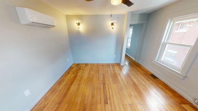 2922 Piedmont Road, Huntington, WV 25704