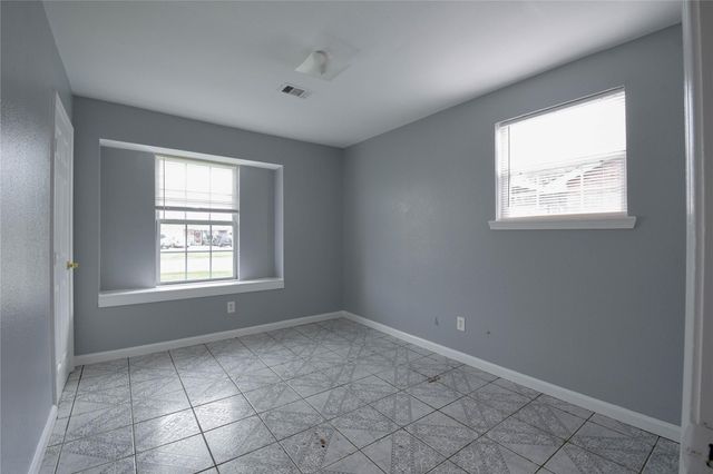 727 Dell Dale Street, Channelview, TX 77530