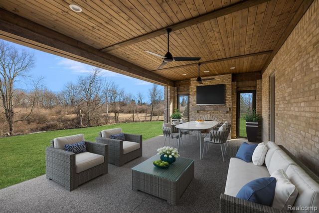 4990 Saddleridge Trail, Ann Arbor, MI 48105