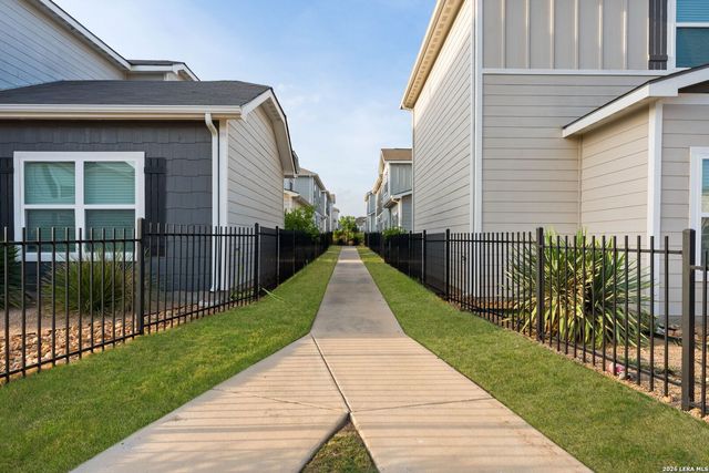 10811 Emerick, San Antonio, TX 78252