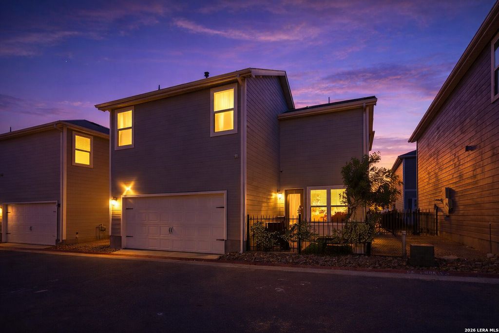 10811 Emerick, San Antonio, TX 78252