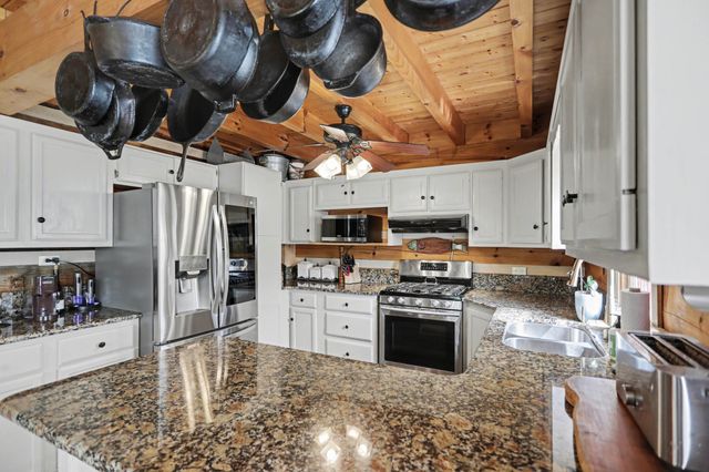 418 Portland Rd, White House, TN 37188