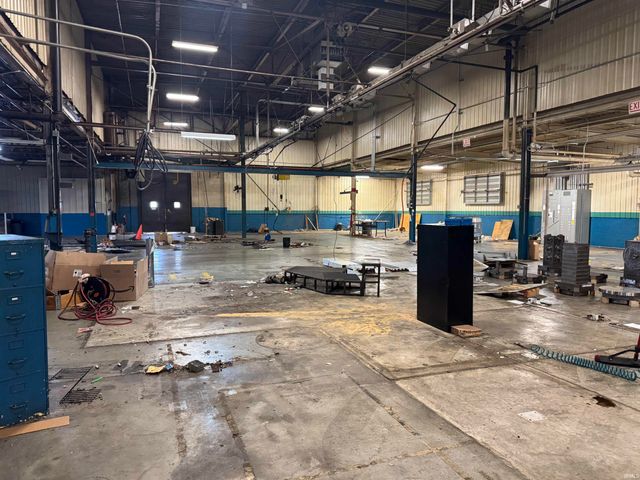 1200 W Linden Avenue, Logansport, IN 46967