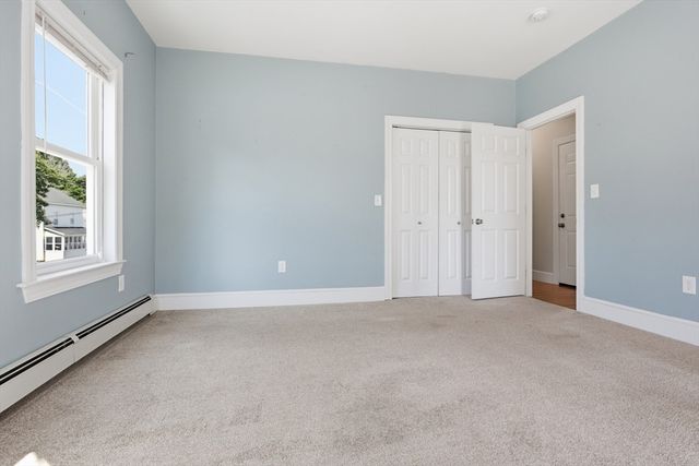 94 Summit 2, Clinton, MA 01510