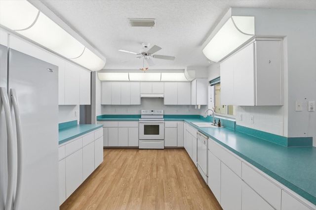 1209 N TIMUCUAN TRAIL, Inverness, FL 34453