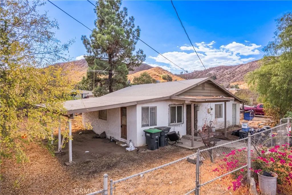 24271 Locust, Menifee, CA 92584