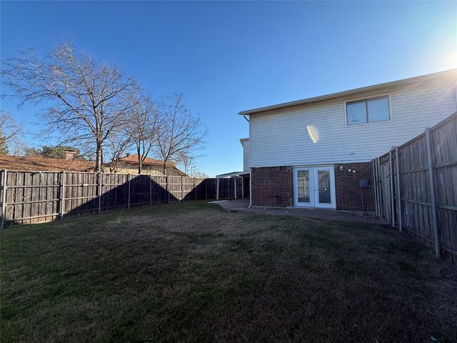 831 Courtland Place, Mesquite, TX 75150