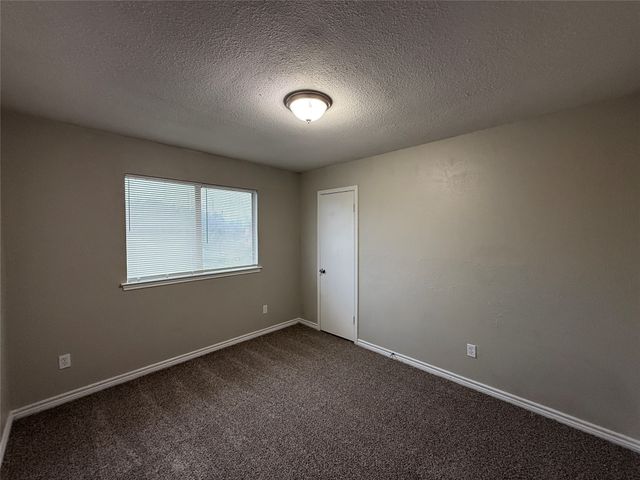 831 Courtland Place, Mesquite, TX 75150