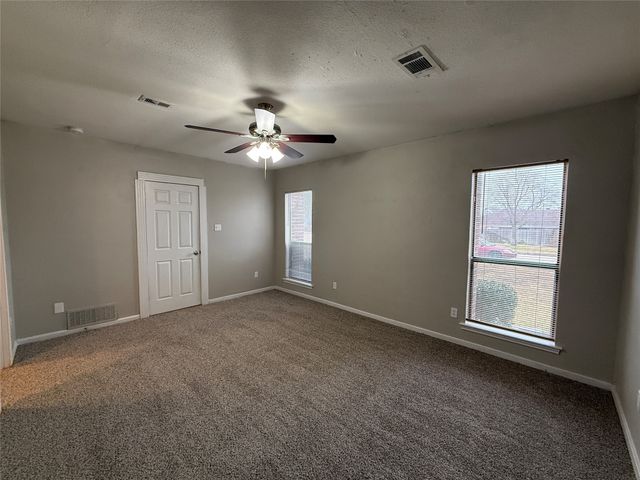 831 Courtland Place, Mesquite, TX 75150