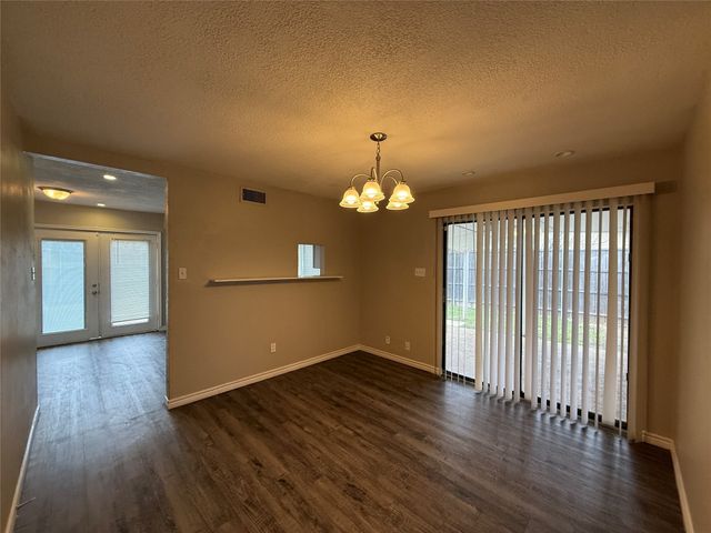 831 Courtland Place, Mesquite, TX 75150